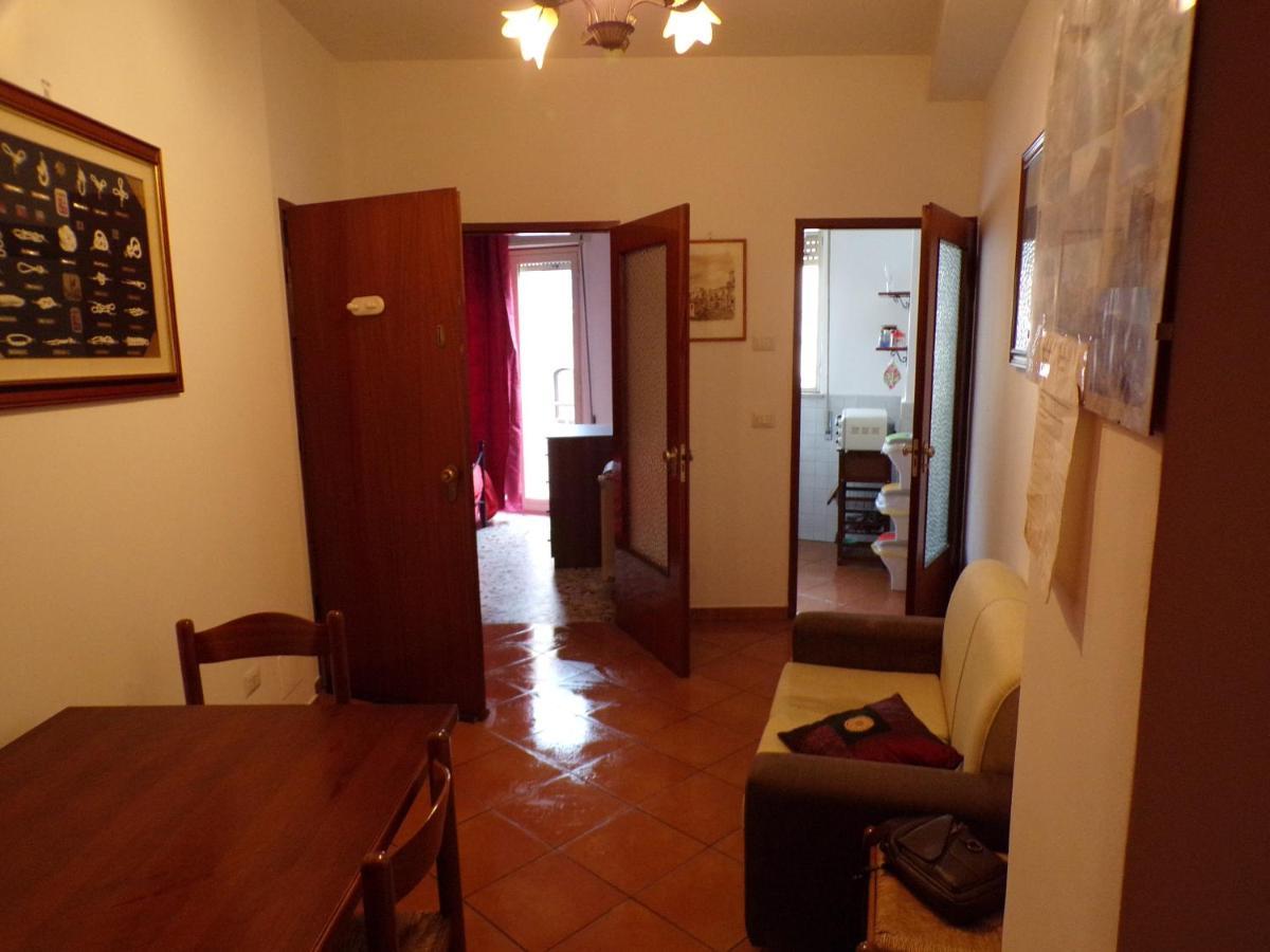 Il Porticciolo Apartment จีอาร์ดีนี นักซอส ภายนอก รูปภาพ